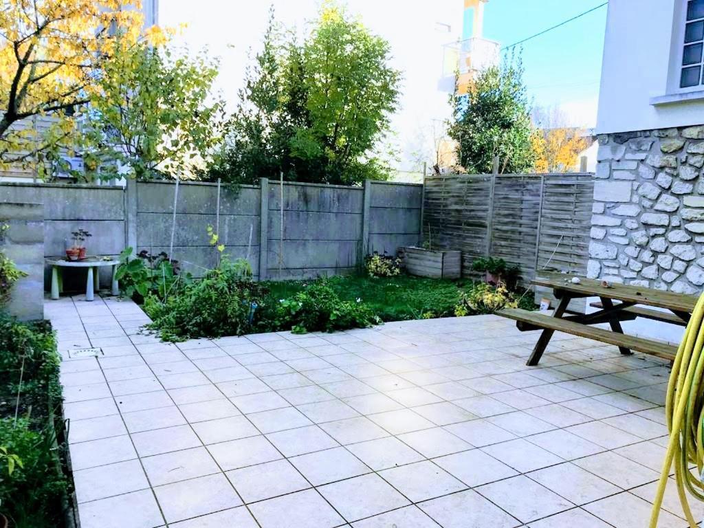 Agreable Maison En Centre Ville Noisy-le-Grand Εξωτερικό φωτογραφία